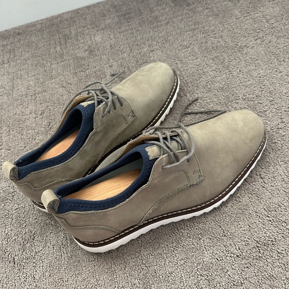 men’s shoes - Picture 6 of 7